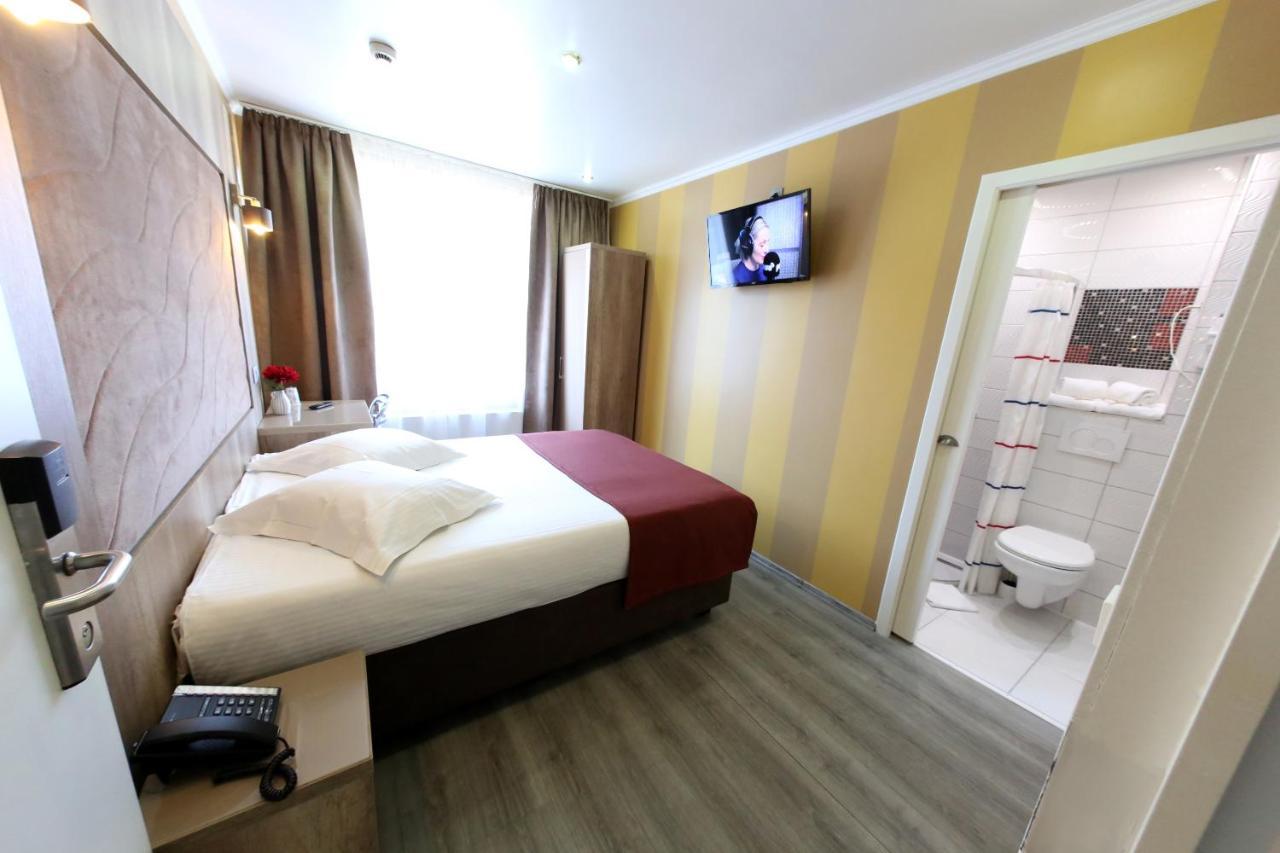 דילבק Hotel Phenix מראה חיצוני תמונה